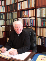 Pr.acad.prof.univ.dr. DHC Mircea PACURARIU